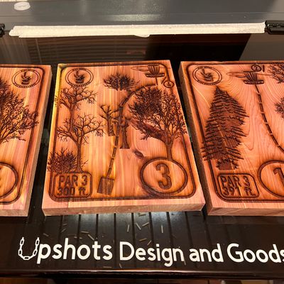 Custom tee signs