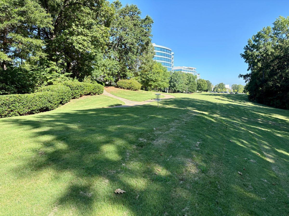 Hole 6 approach