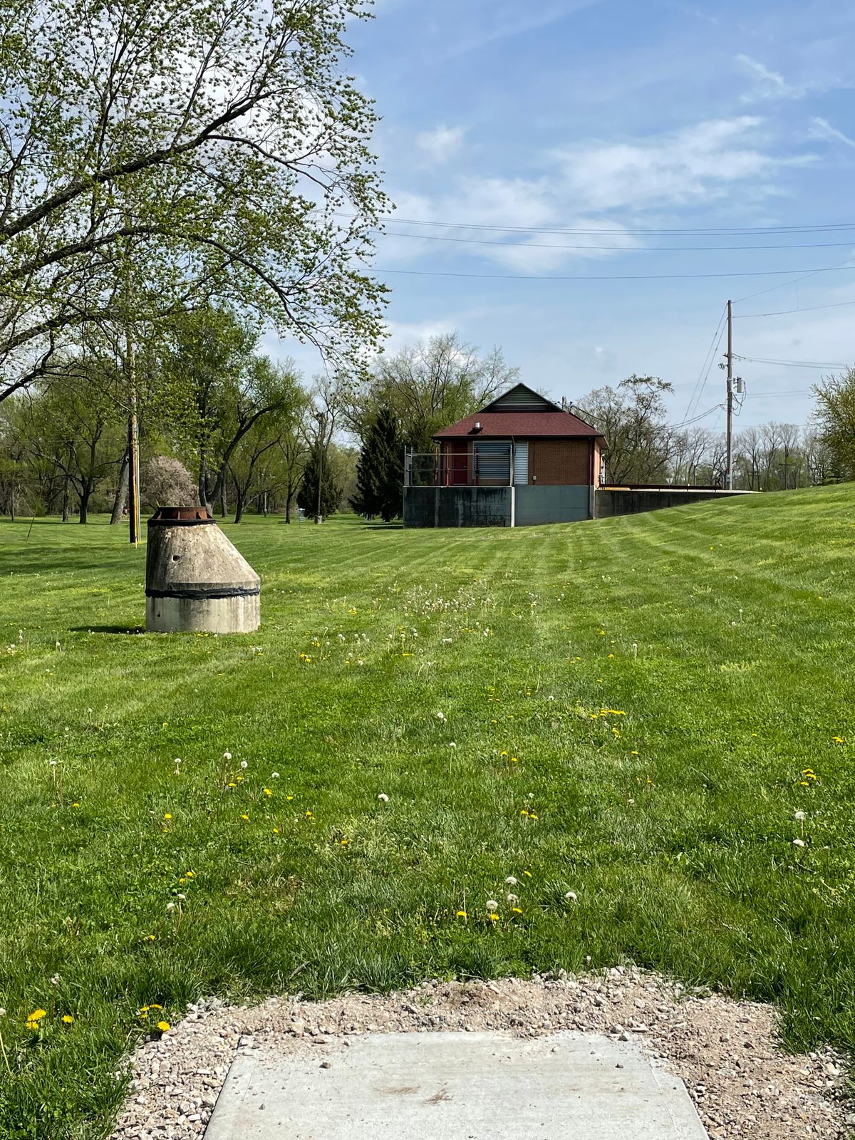 Hole 8 long tee