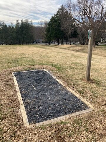 Hole 4 tee