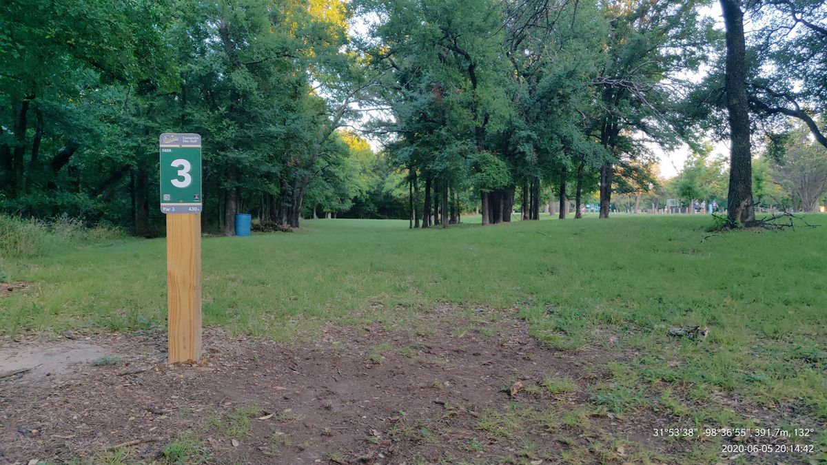 Tee 3