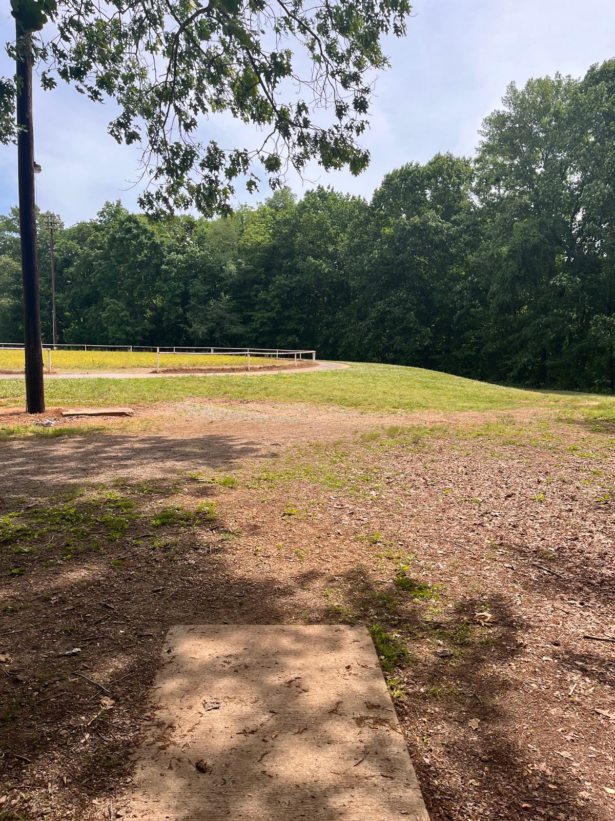 Hole-7 292’ into trees, horsetrack is OB