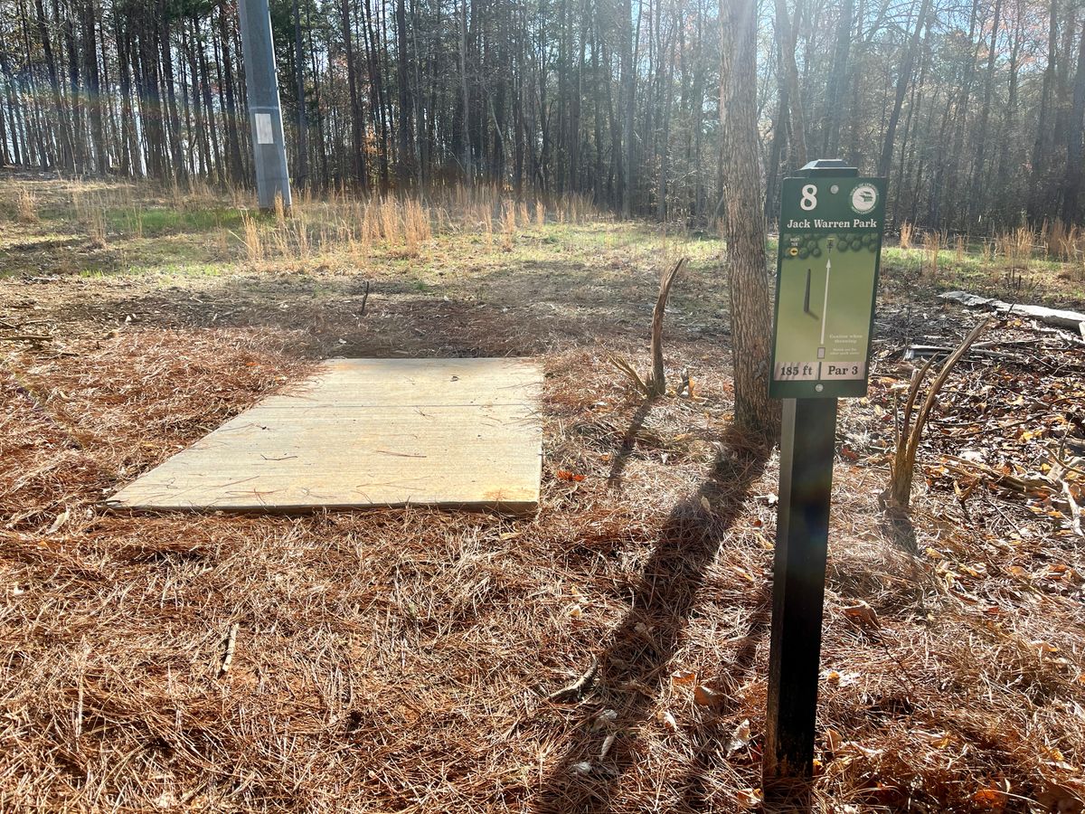 Hole 8 tee