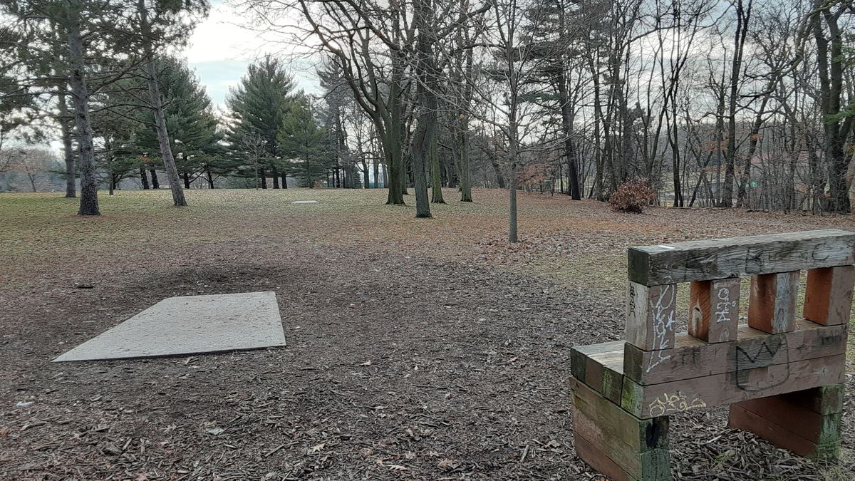Tee of 15.