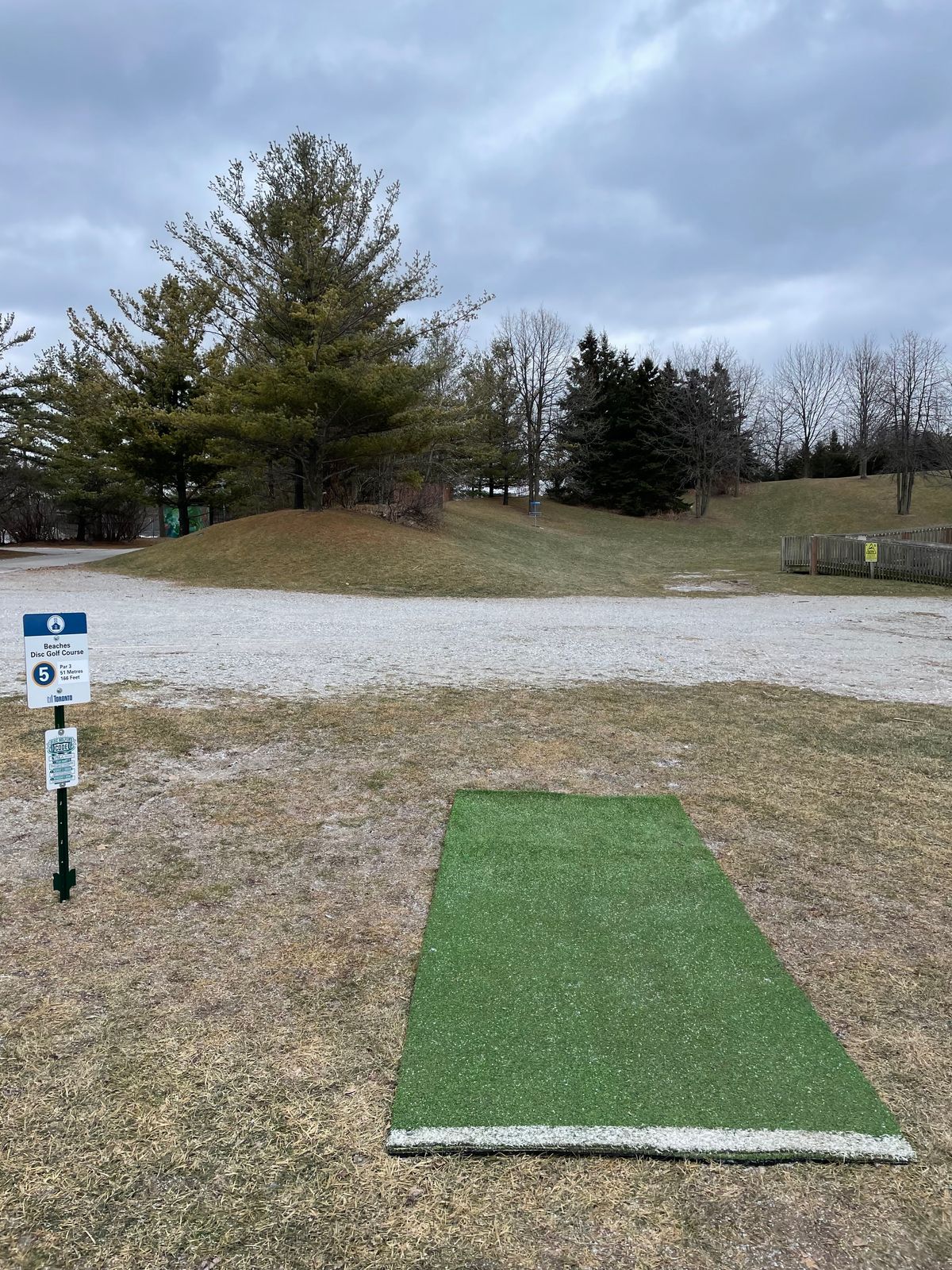 View from the tee looking towards the basket.
