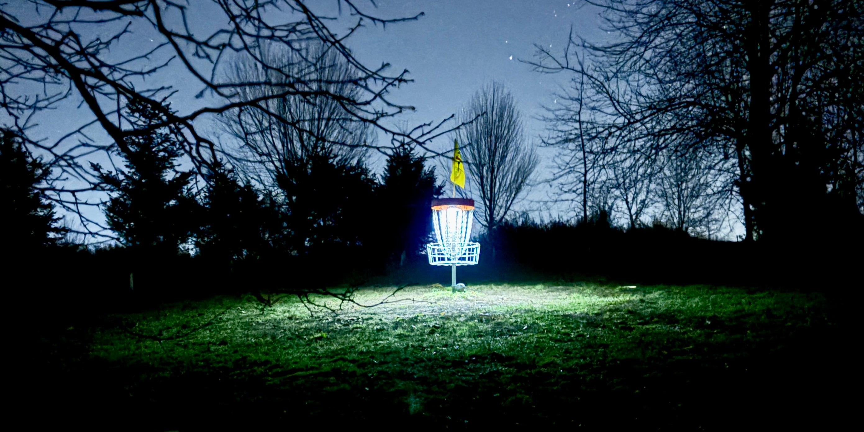 Let's Glow  - Glow Tag Battles