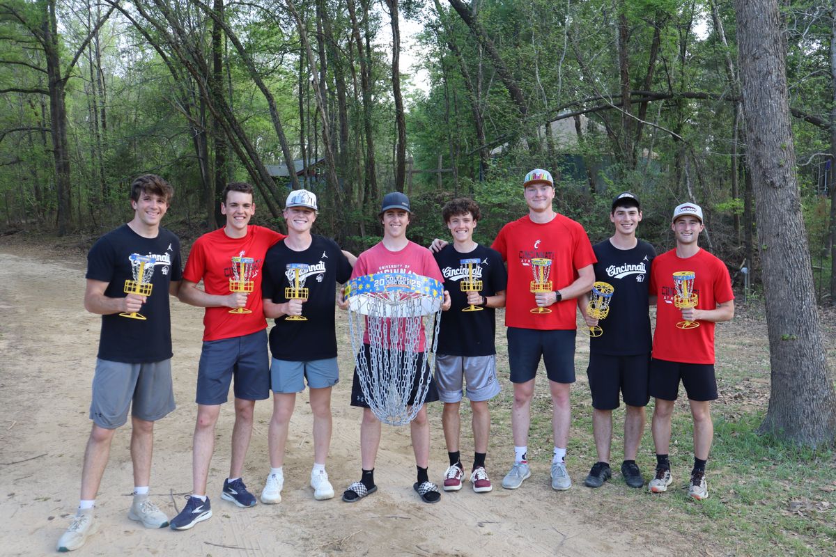 UC Discats Doubles at Idlewild